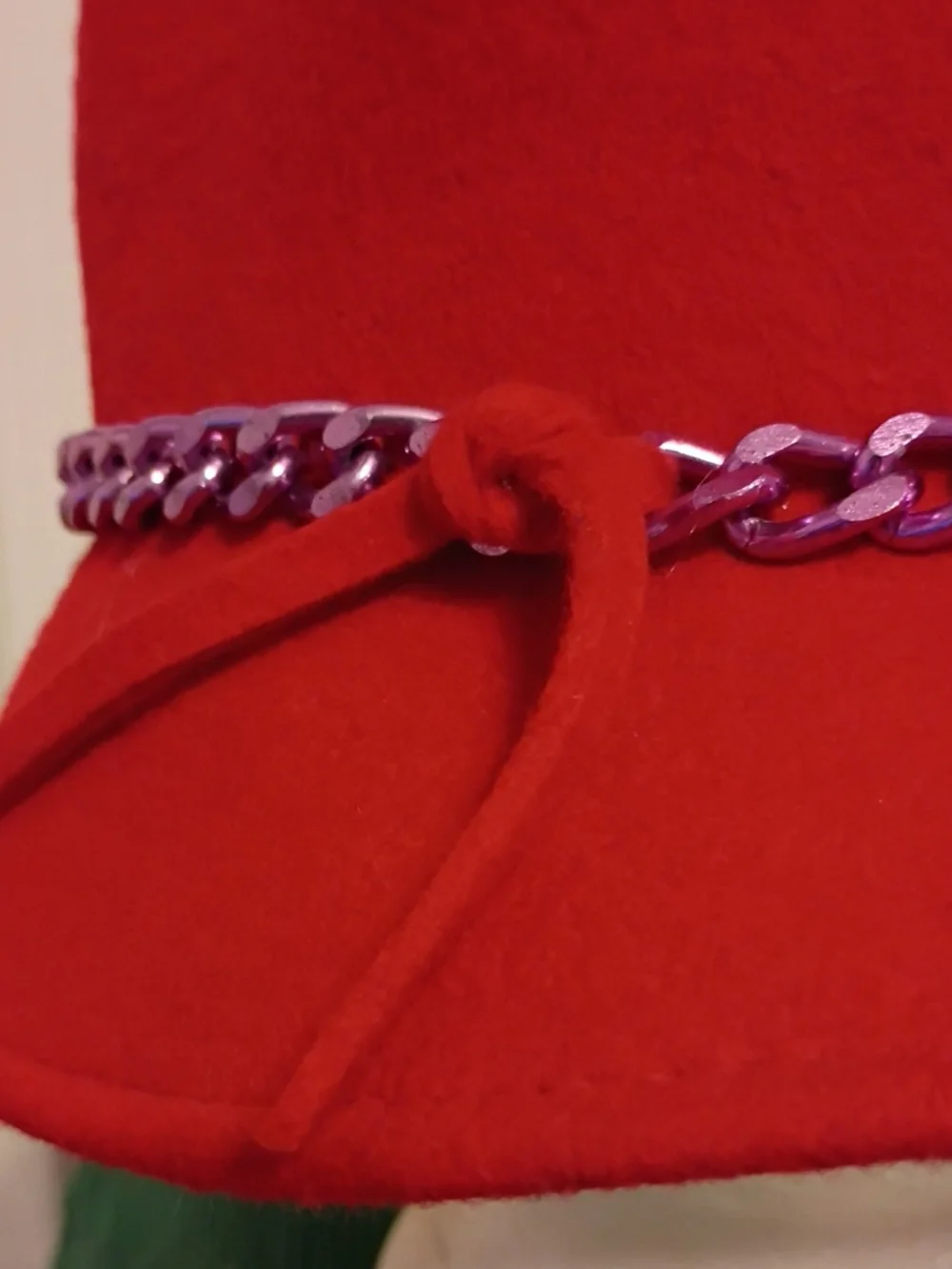 Jeorgi New Red Women's Felt Fedora Hat with Chain Accent